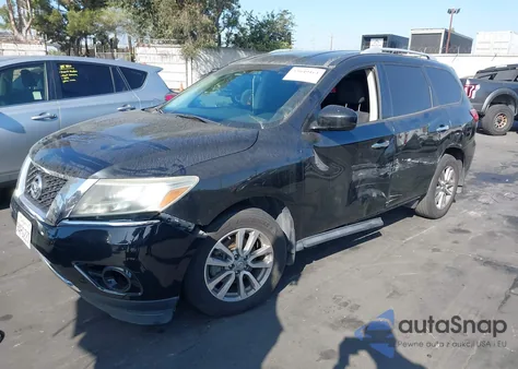 2015 Nissan Pathfinder S z USA, uszkodzony, nr VIN 5N1AR2MNXFC722302